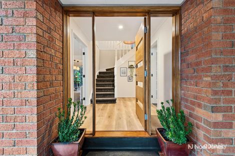 Property photo of 11 Loddon Court Croydon Hills VIC 3136