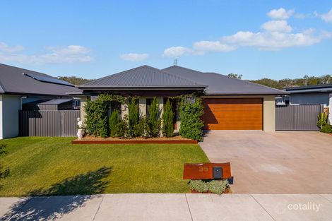Property photo of 35 Maddock Avenue Mooloolah Valley QLD 4553