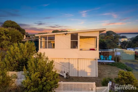 Property photo of 1 Collins Street Weymouth TAS 7252