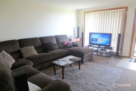 Property photo of 9/6B Hatfield Drive Drouin VIC 3818