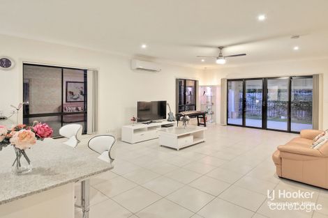 11 Colebrook Cres, Doolandella, QLD 4077