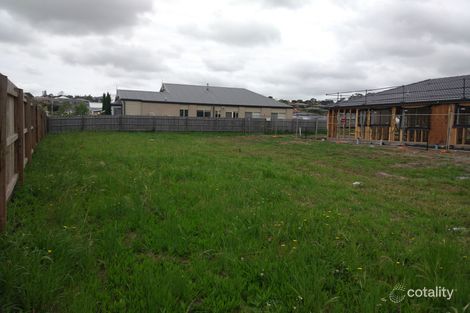 Property photo of 3 Gary Avenue Drouin VIC 3818