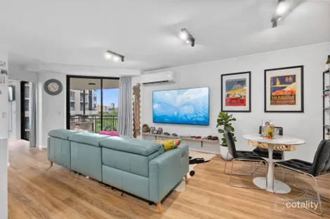 Property photo of 33/15 Goodwin Street Kangaroo Point QLD 4169