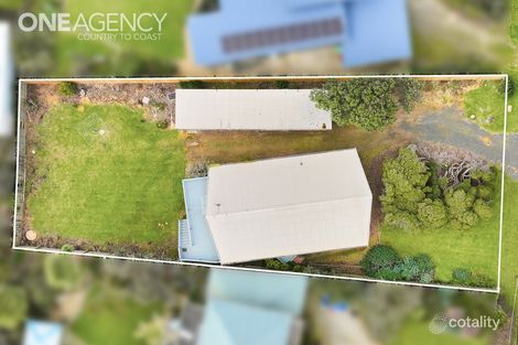 Property photo of 17 Dunvegan Crescent Surf Beach VIC 3922