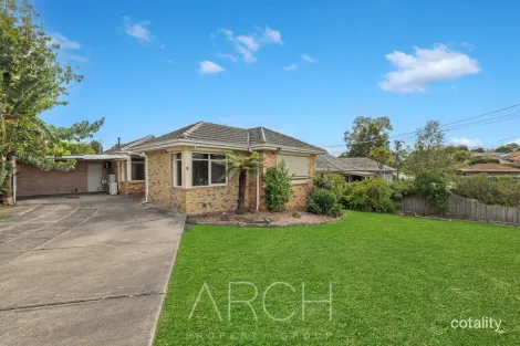 8 Sunline Ave, Noble Park North, VIC 3174