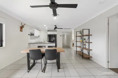 Property photo of 9 Edgeware Road Pimpama QLD 4209