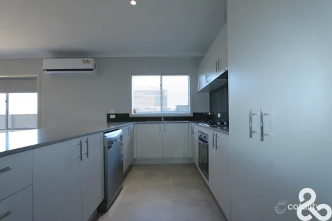 Property photo of 7 Meade Way Mernda VIC 3754