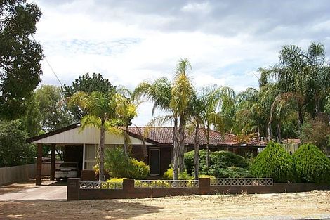 16 Glyde Rd, Lesmurdie, WA 6076