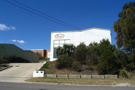 11 Waverley Dr, Unanderra, NSW 2526