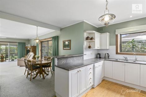 Property photo of 26 Sunningdale Avenue Novar Gardens SA 5040