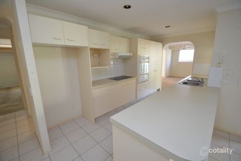 Property photo of 13 Fadden Close Arundel QLD 4214