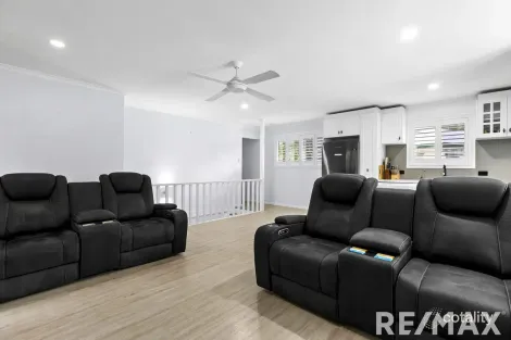 Property photo of 1 Kingfisher Parade Toogoom QLD 4655