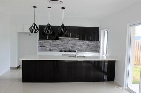 Property photo of 18 Rise Place Heathwood QLD 4110