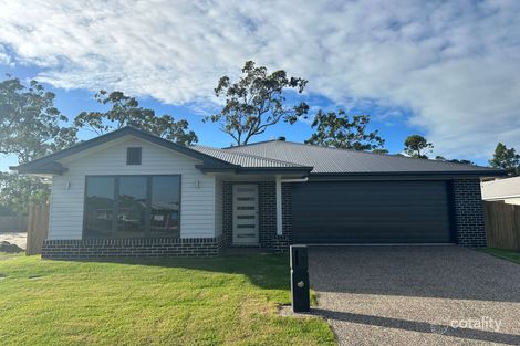 Property photo of 58 Bradman Way Urangan QLD 4655