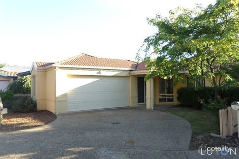 Property photo of 7 Waterview Gardens Jerrabomberra NSW 2619