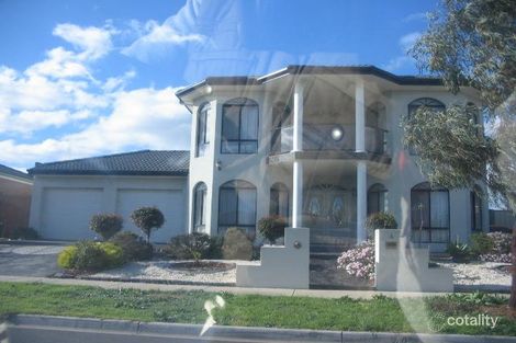 4 Newhaven Way, Cairnlea, VIC 3023