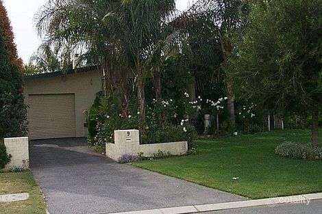 9 Bernley Dr, Viveash, WA 6056