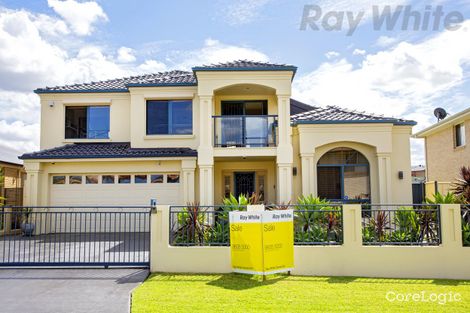 Property photo of 4 Bellerive Close West Hoxton NSW 2171
