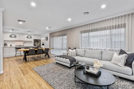 Property photo of 36 Moore Way Lucas VIC 3350