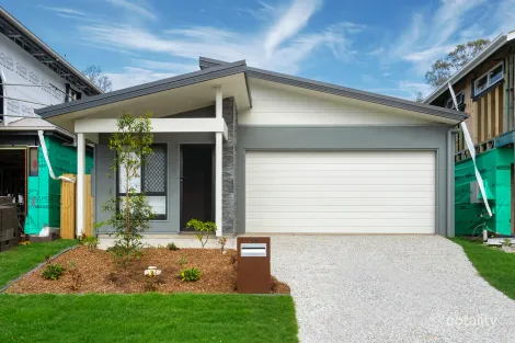 37 Dannielle Cct, Lawnton, QLD 4501