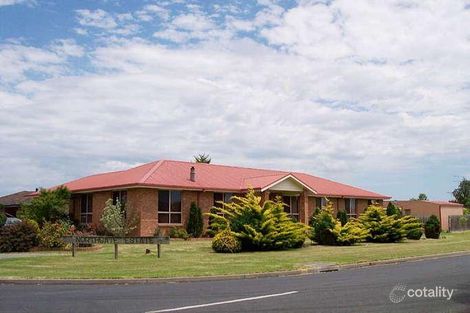 Property photo of 2 Greenfield Drive Traralgon VIC 3844
