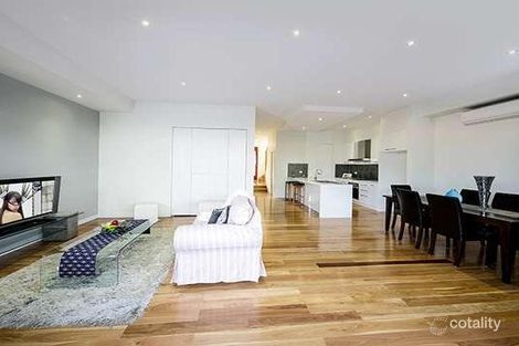 Property photo of 2/4 Eildon Street Doncaster VIC 3108