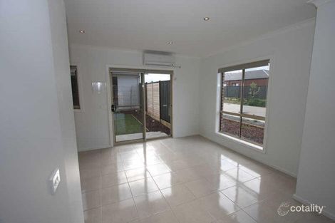 Property photo of 8/10 Bursaria Place Craigieburn VIC 3064