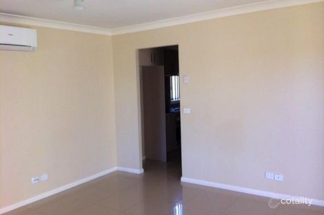 Property photo of 2 Alonso Close Rosemeadow NSW 2560
