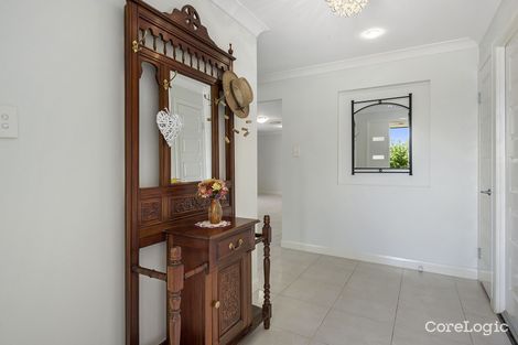 Property photo of 6 Sweetapple Crescent Centenary Heights QLD 4350