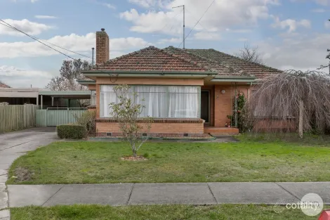 Property photo of 18 Fisher Street Wendouree VIC 3355