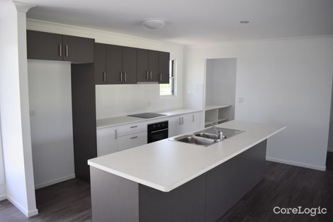 Property photo of 10 Tandarra Court Emerald QLD 4720
