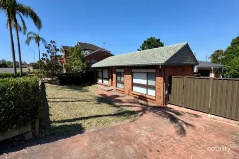 38 Boronia Rd, Bossley Park, NSW 2176