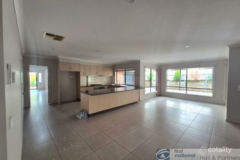 Property photo of 101 Whistler Drive Berwick VIC 3806