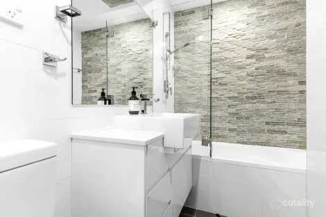 Property photo of 1/12-14 Richmond Avenue Dee Why NSW 2099