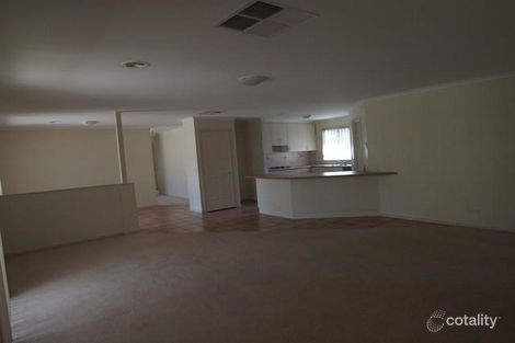 Property photo of 3 Tarilta Court Jerrabomberra NSW 2619