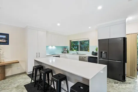 Property photo of 10 Hope Street Clifton Beach QLD 4879