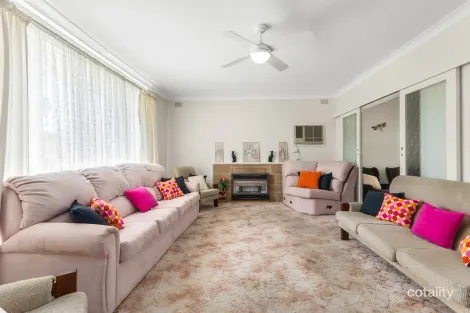 Property photo of 4 Day Street Pooraka SA 5095