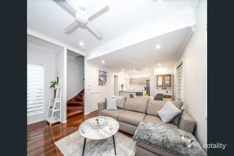 Property photo of 4/48 Roberts Street Hermit Park QLD 4812