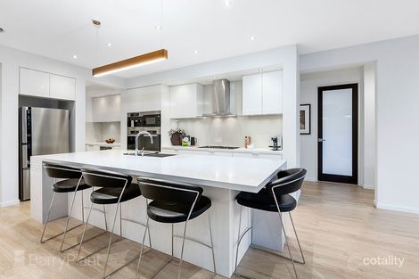 Property photo of 2 Hugo Drive Point Cook VIC 3030
