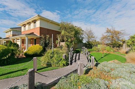 Property photo of 28 Albert Place Dingley Village VIC 3172