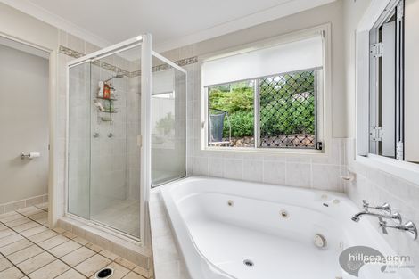 Property photo of 10 Maleny Place Helensvale QLD 4212