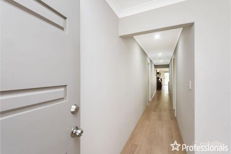 Property photo of 18 Koonart Pass Byford WA 6122