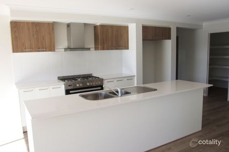 Property photo of 9 Knebworth Drive Strathtulloh VIC 3338