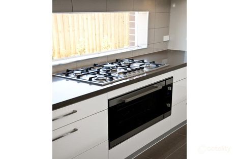 Property photo of 10 Burringoa Crescent Colebee NSW 2761