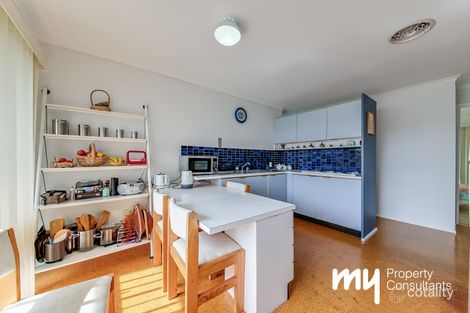 Property photo of 4 Georgiana Crescent Ambarvale NSW 2560