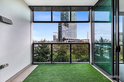 Property photo of 104/9 Waterside Place Docklands VIC 3008