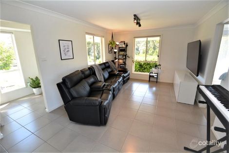 Property photo of 79 Settlement Drive Wadalba NSW 2259
