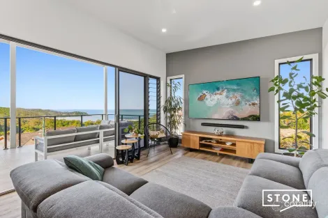 Property photo of 9 Clarence Crescent Coffs Harbour NSW 2450