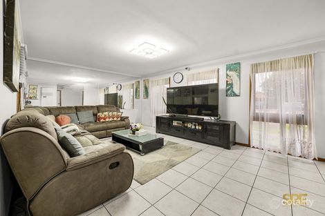 Property photo of 21 Pamela Court Melton West VIC 3337
