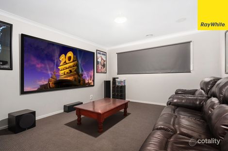 Property photo of 40 Monica Drive Drouin VIC 3818